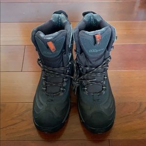 Mens Columbia Cold Weather Hiking Boots 9
